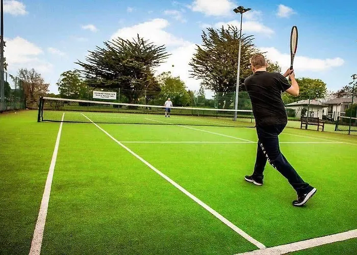 Aparthotel Gleneagle River 4*